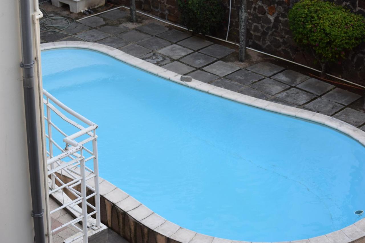 Ocean Drive Studio - Opposite The Beach Grand Baie Extérieur photo